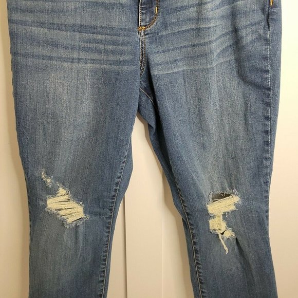 Universal Thread HighRise Skinny Jean Size 14/32 - Picture 3 of 7